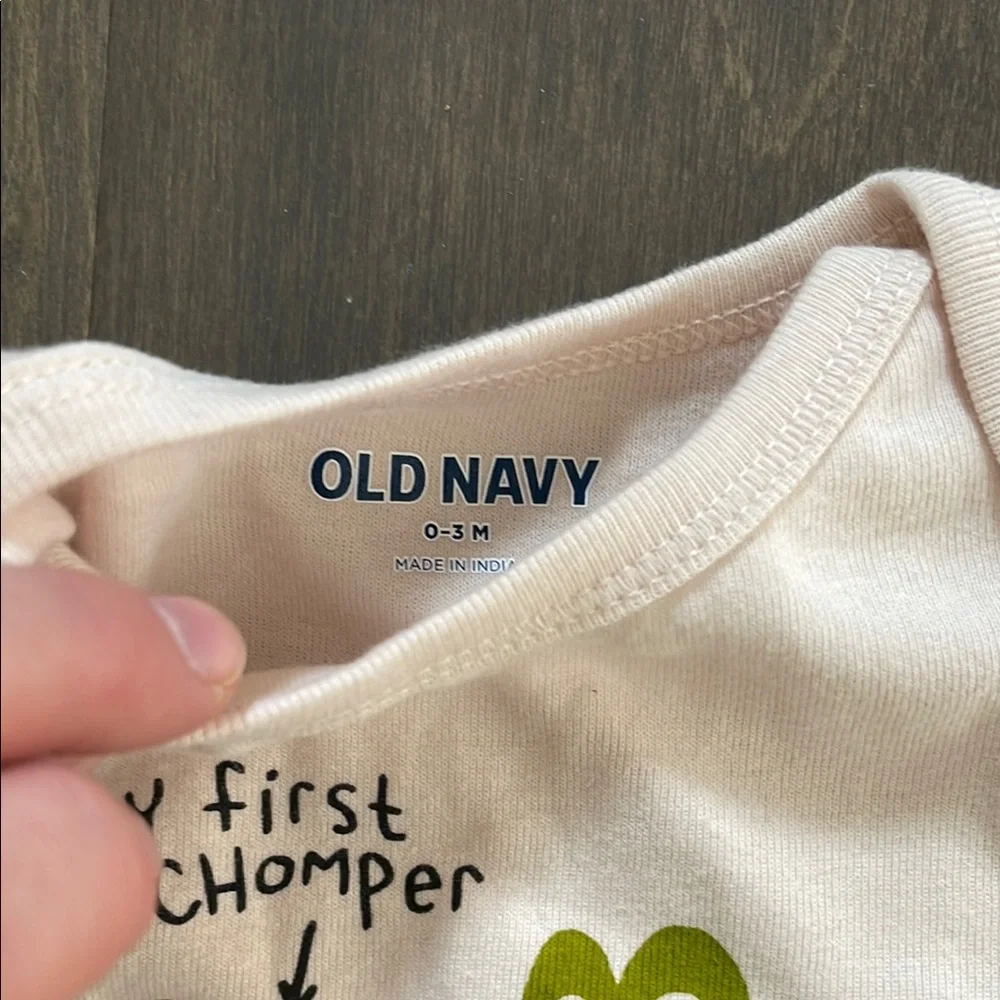 New Old Navy 0-3M Baby Onesie with Crocodile Print